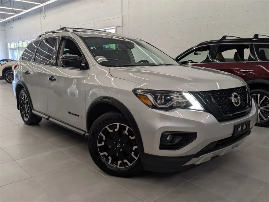 2020 Nissan Pathfinder SL Rock Creek photo 1