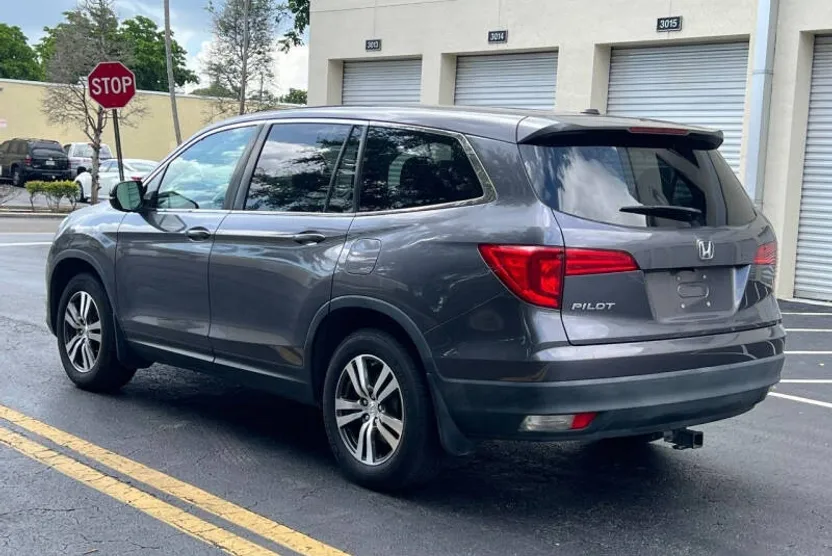 2018 Honda Pilot EX-L photo 1