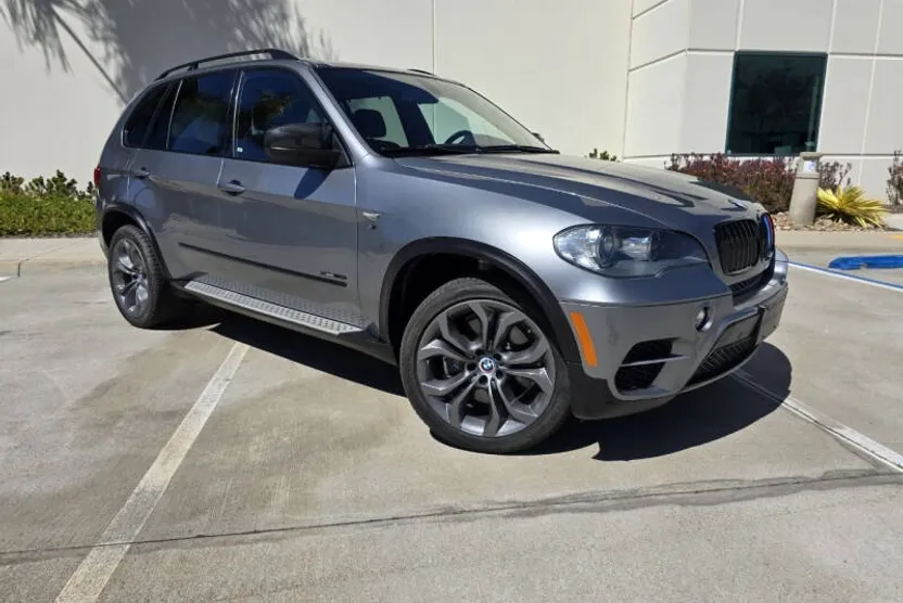 2011 Bmw X5 xDrive50i photo 1