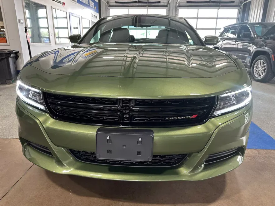 2022 Dodge Charger SXT photo 1