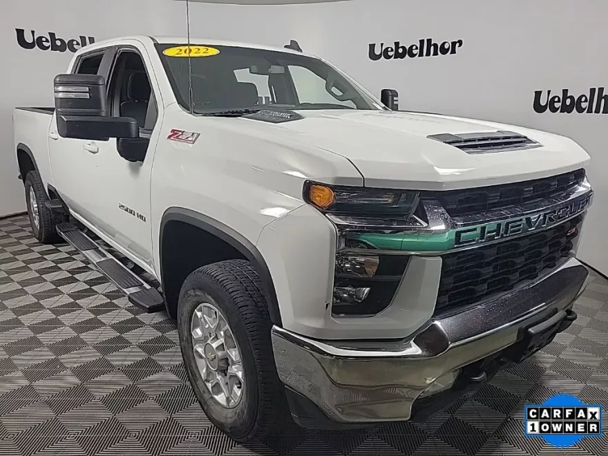 2022 Chevrolet Silverado 2500HD LT photo 1