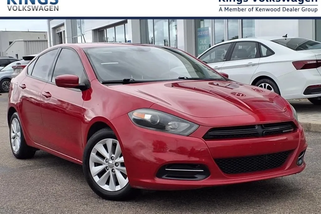2014 Dodge Dart SXT photo 1