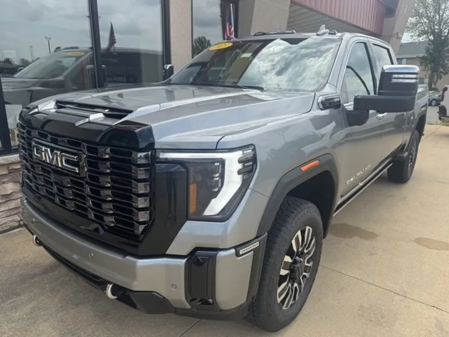 2025 Gmc Sierra 3500 HD Denali Ultimate photo 1
