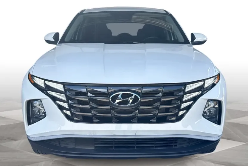 2023 Hyundai Tucson SE photo 1