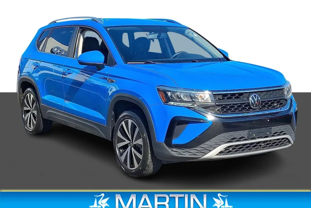 2022 Volkswagen Taos SE photo 1