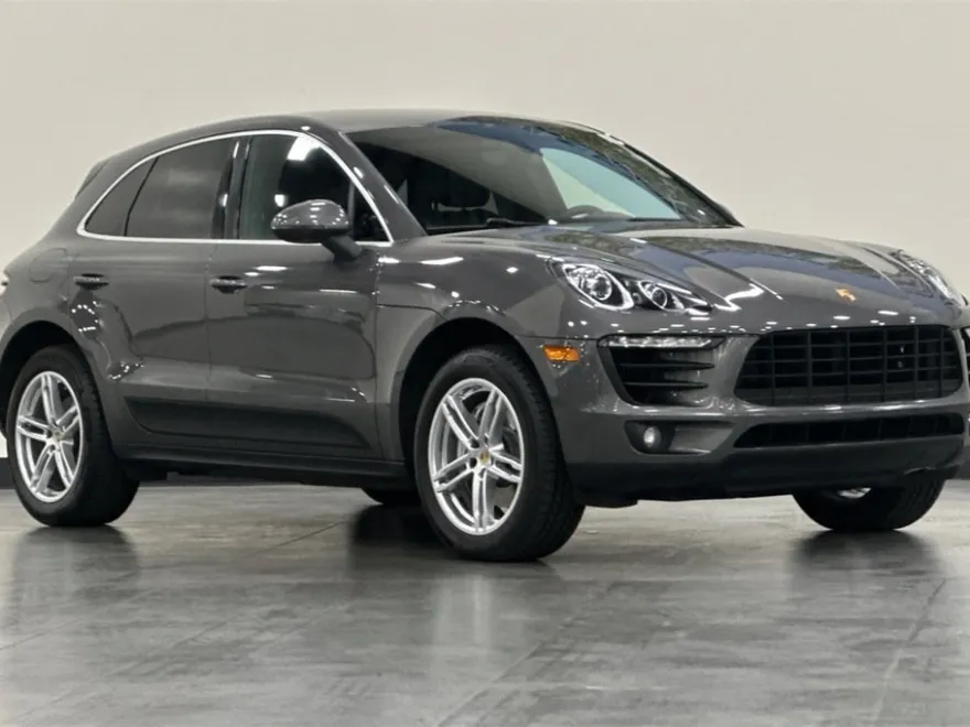 2015 Porsche Macan S photo 1