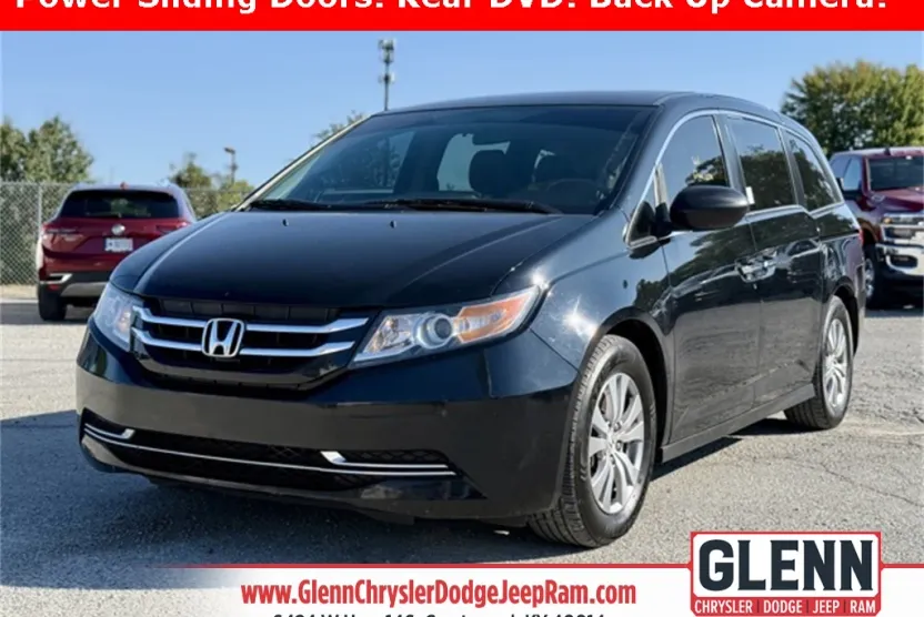 2016 Honda Odyssey SE photo 1