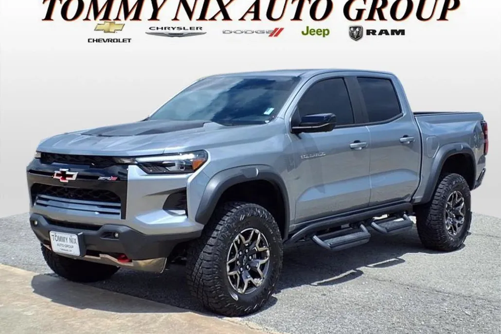 2024 Chevrolet Colorado ZR2 photo 1