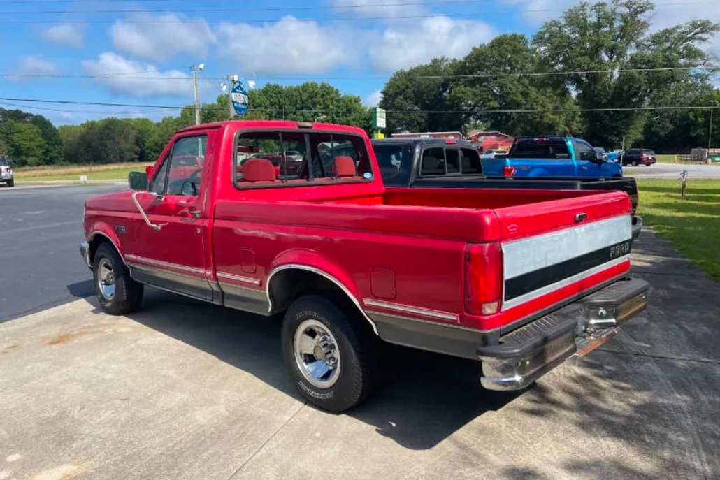 1992 Ford F-150 XLT Lariat photo 1