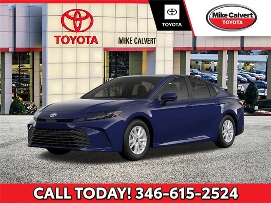 2025 Toyota Camry LE photo 1