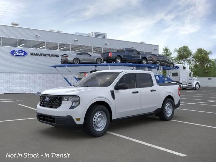 2025 Ford Maverick XL photo 1