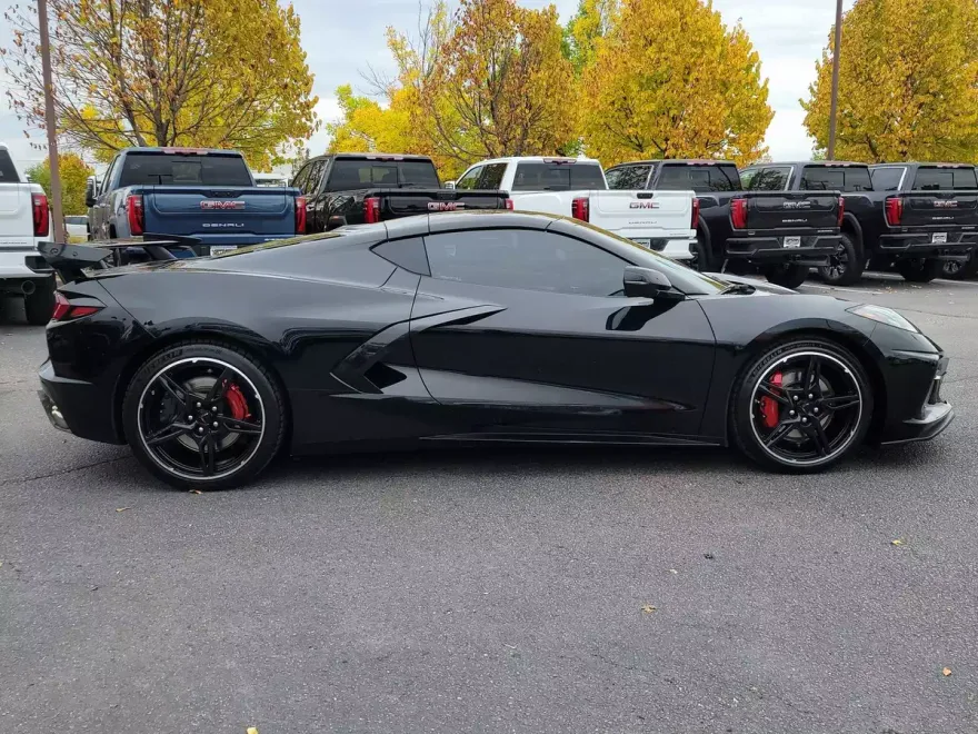 2022 Chevrolet Corvette Stingray 2LT photo 1