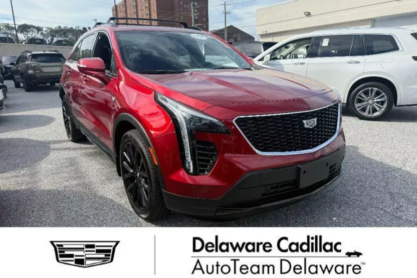 2023 Cadillac XT4 Sport photo 1