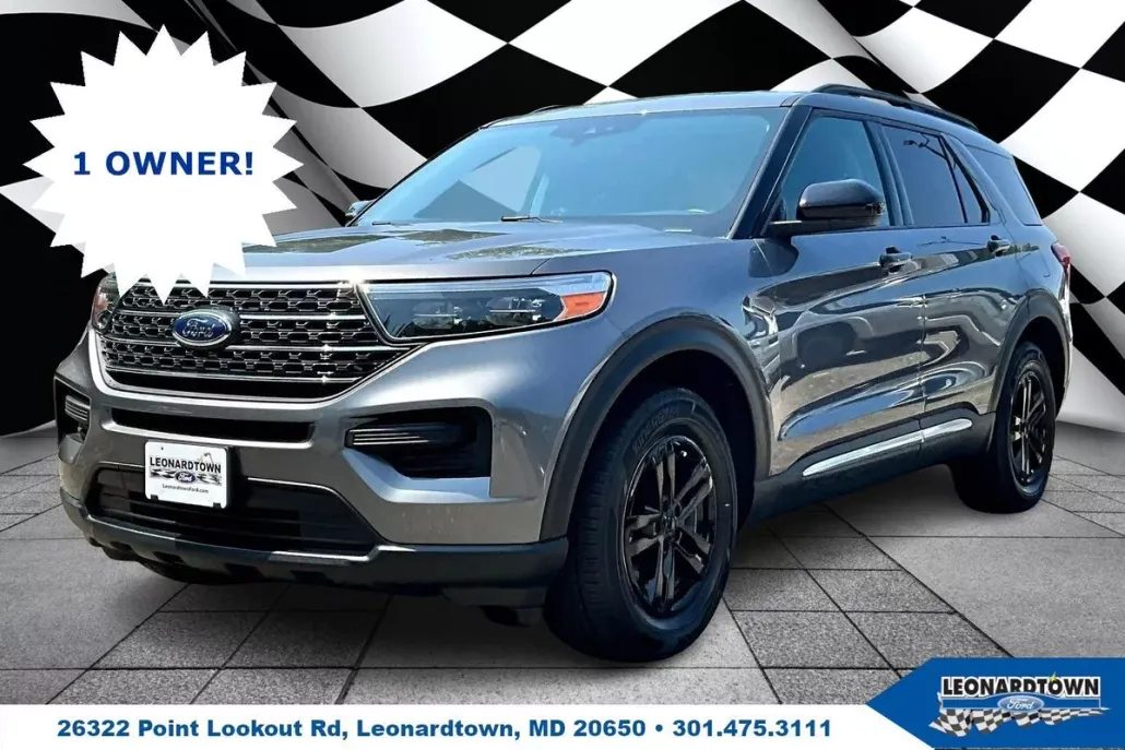 2022 Ford Explorer XLT photo 1