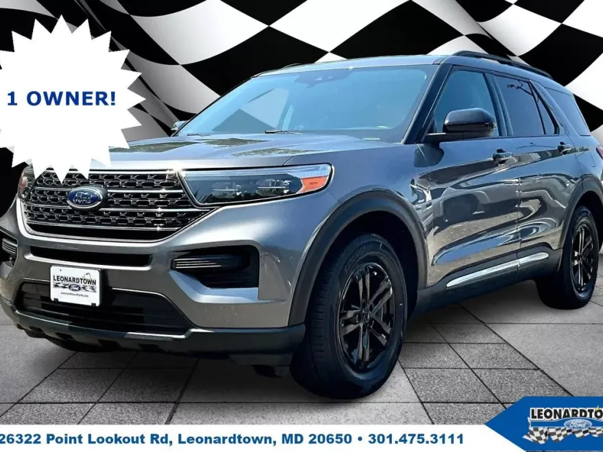 2022 Ford Explorer XLT photo 1