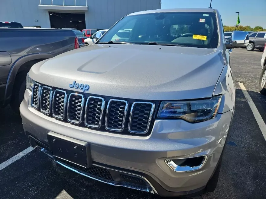 2019 Jeep Grand Cherokee Limited photo 1