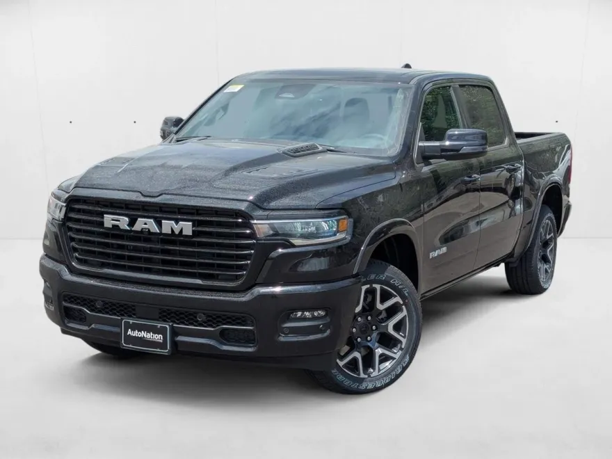2025 Ram 1500 Laramie photo 1