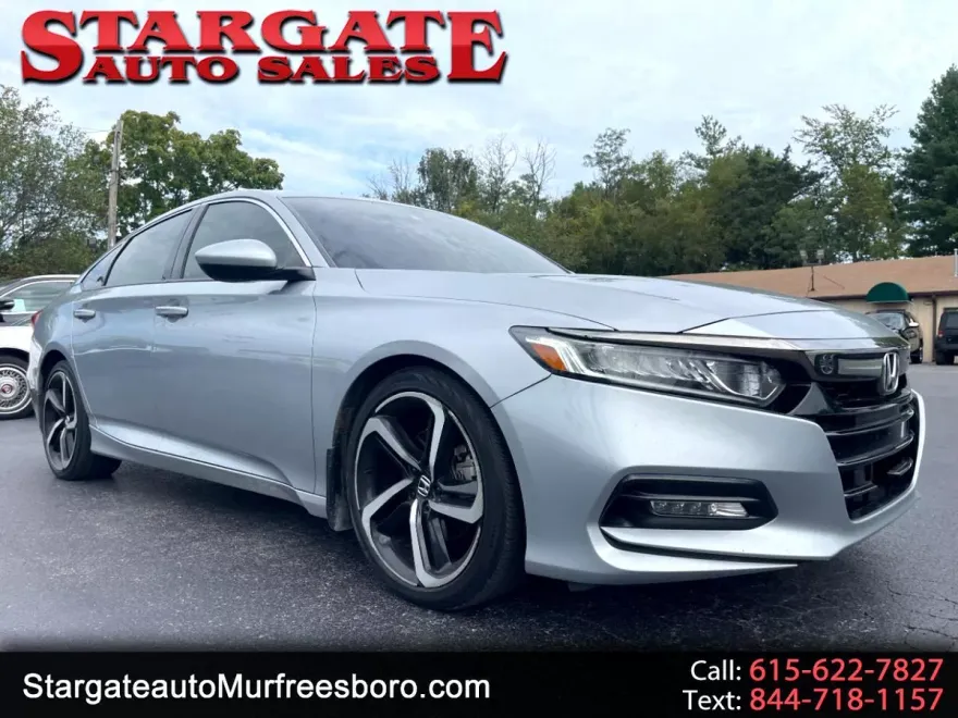 2018 Honda Accord Sport photo 1