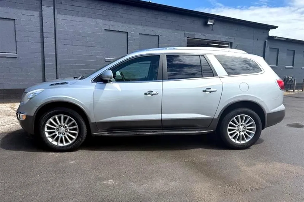 2012 Buick Enclave Leather photo 1