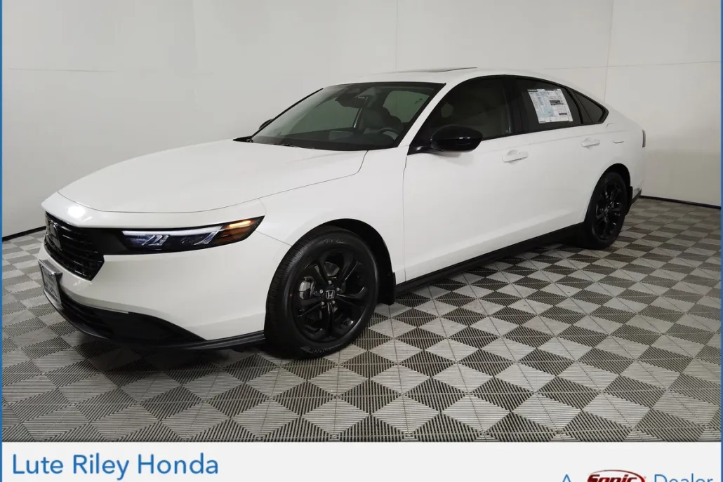 2025 Honda Accord SE photo 1