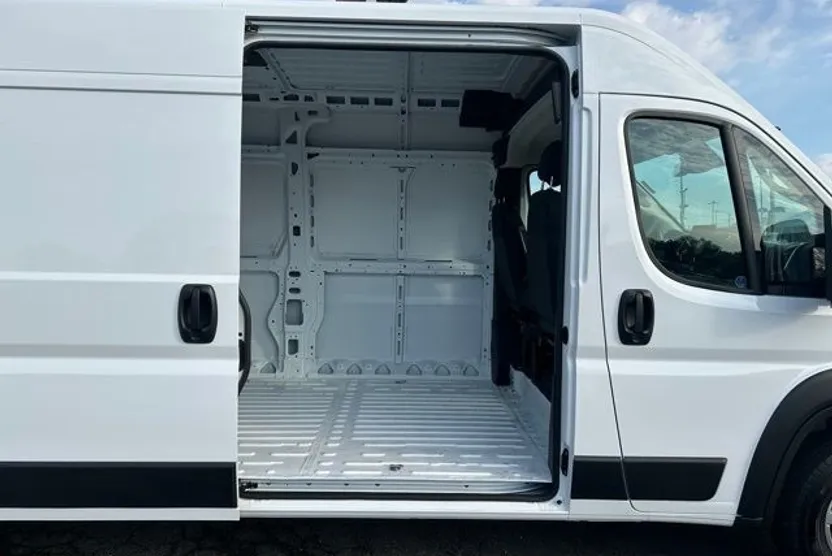 2025 Ram ProMaster 3500 Cargo Van photo 1