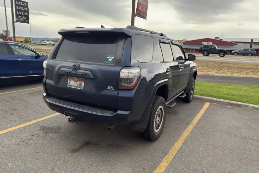 2015 Toyota 4Runner SR5 Premium photo 1