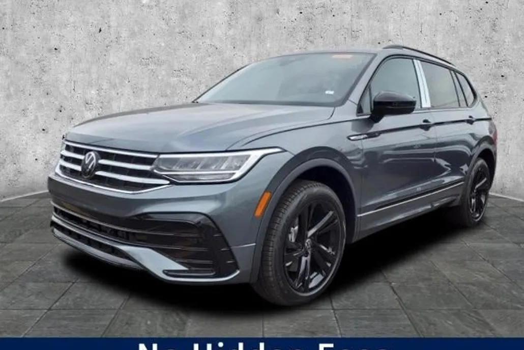 2024 Volkswagen Tiguan SE R-Line Black photo 1
