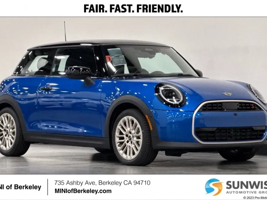 2025 Mini Cooper 2 Door Hardtop Iconic photo 1