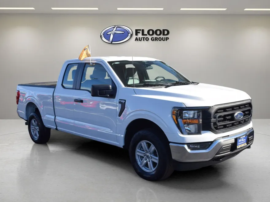 2023 Ford F-150 XL photo 1
