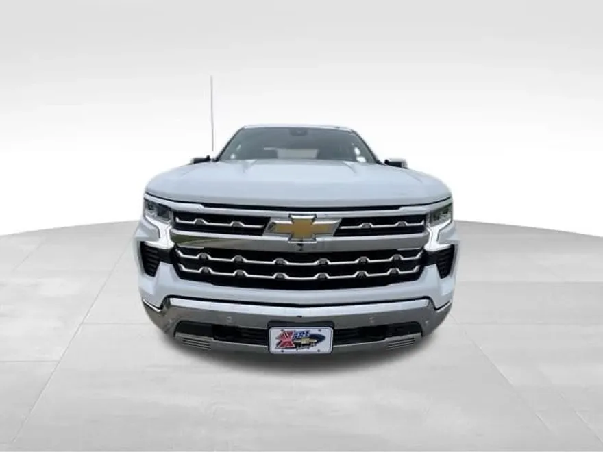 2024 Chevrolet Silverado 1500 LTZ photo 1