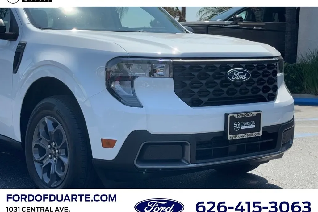 2025 Ford Maverick XLT photo 1