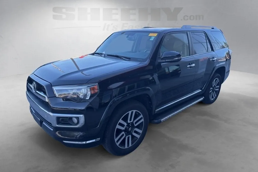 2018 Toyota 4Runner Limited photo 1