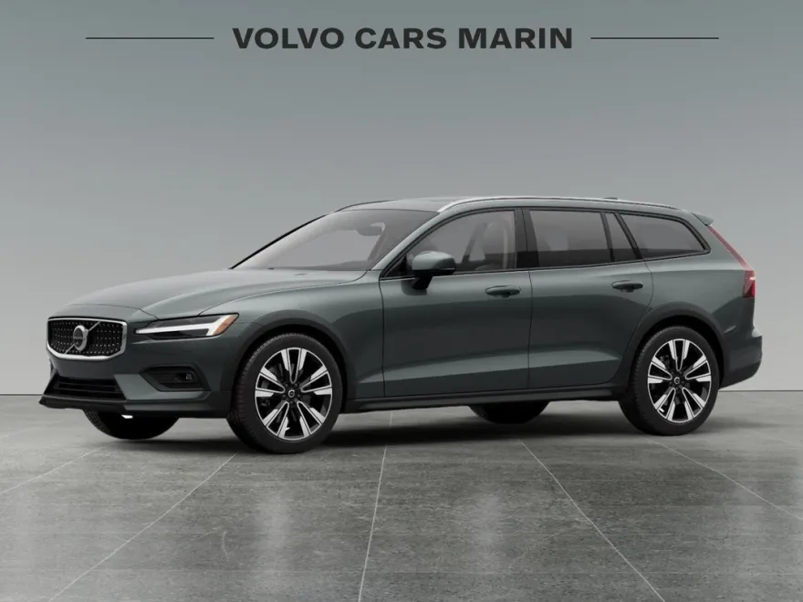 2026 Volvo V60 Cross Country B5 photo 1