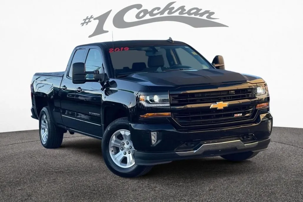2019 Chevrolet Silverado 1500 LT photo 1