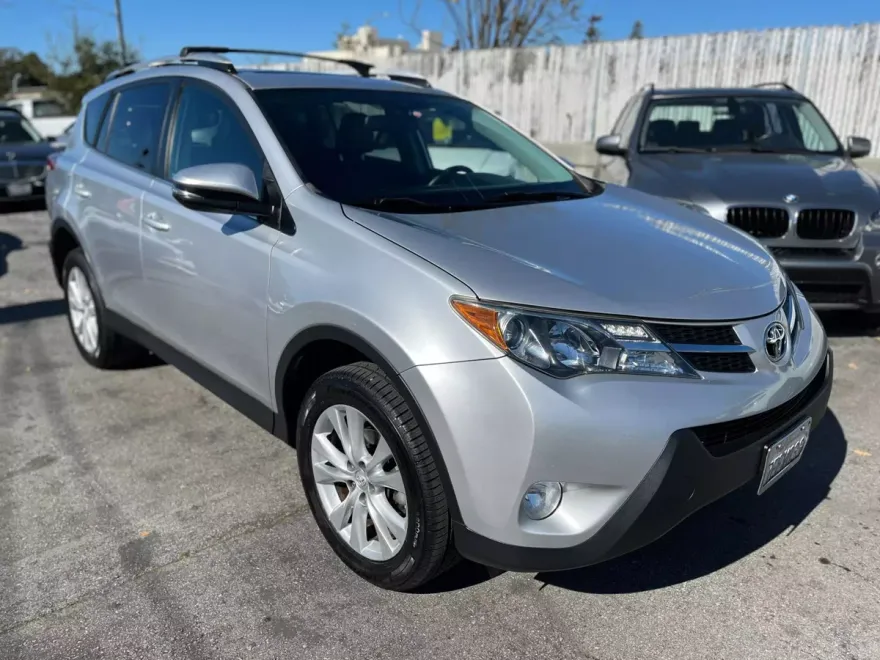 2013 Toyota RAV4 Limited Sport photo 1