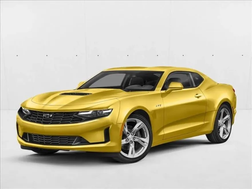 2024 Chevrolet Camaro 1LT photo 1