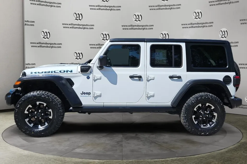 2024 Jeep Wrangler Rubicon 4xe photo 1