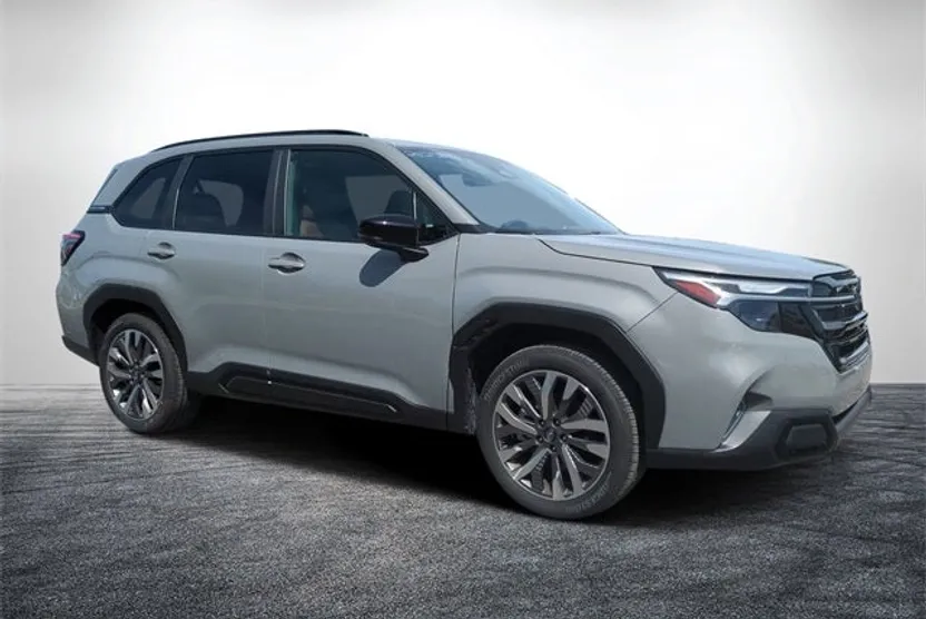 2025 Subaru Forester Touring photo 1