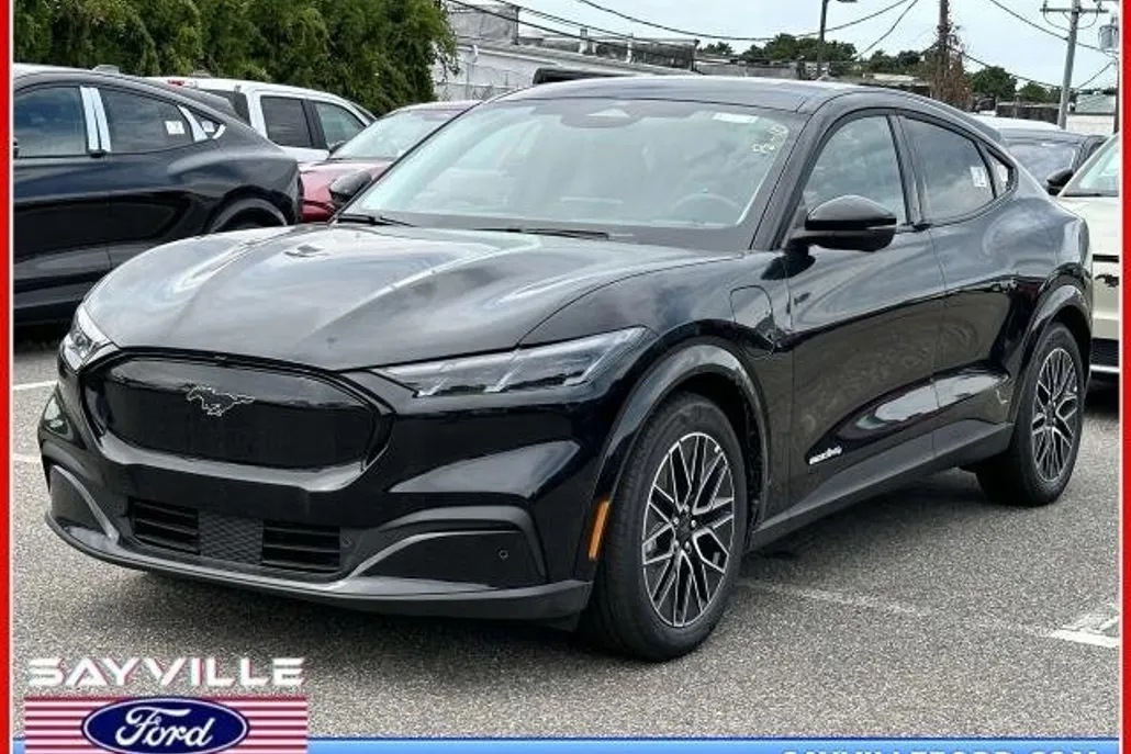 2025 Ford Mustang Mach-E Premium photo 1