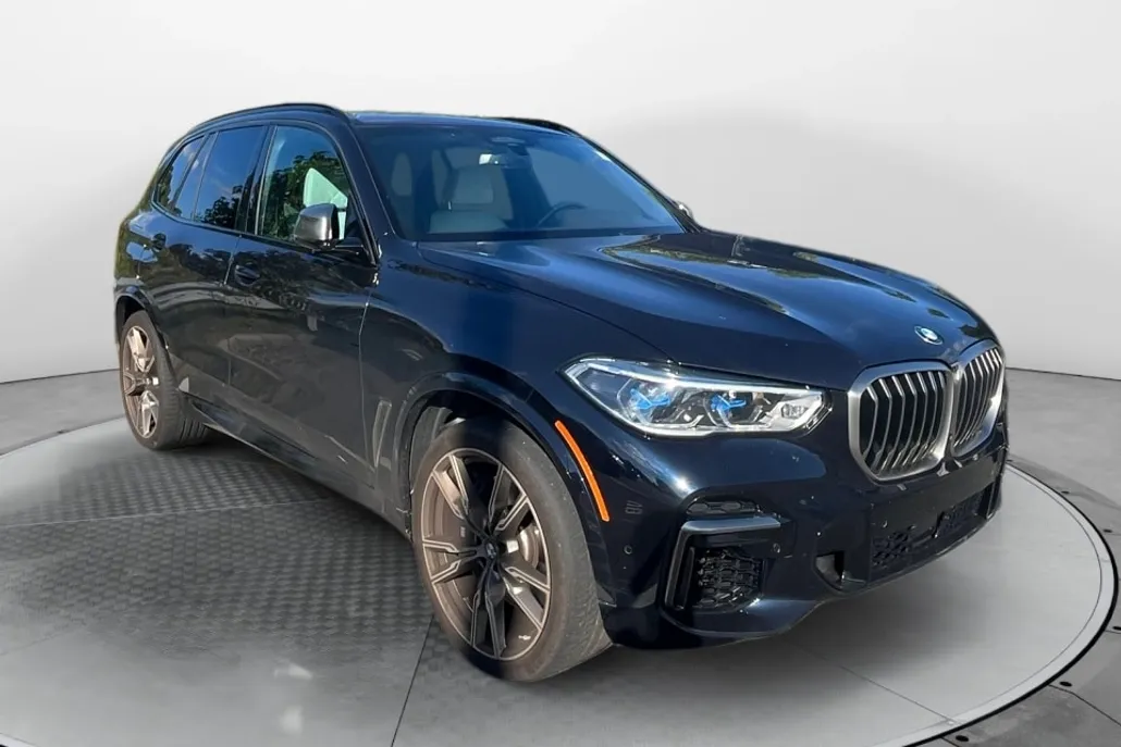2023 Bmw X5 M50i photo 1