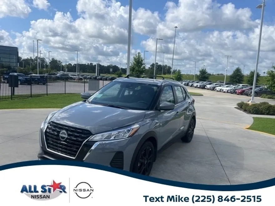 2024 Nissan Kicks SV photo 1