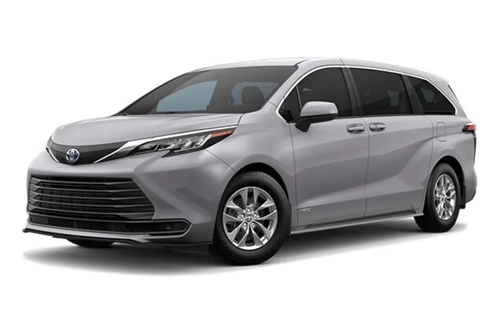 2024 Toyota Sienna LE photo 1