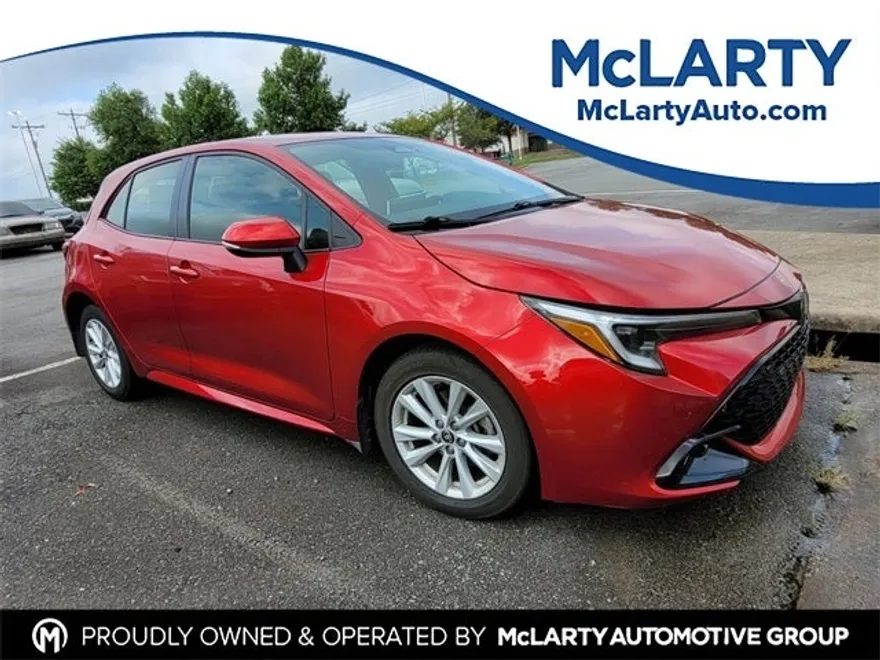 2023 Toyota Corolla SE photo 1