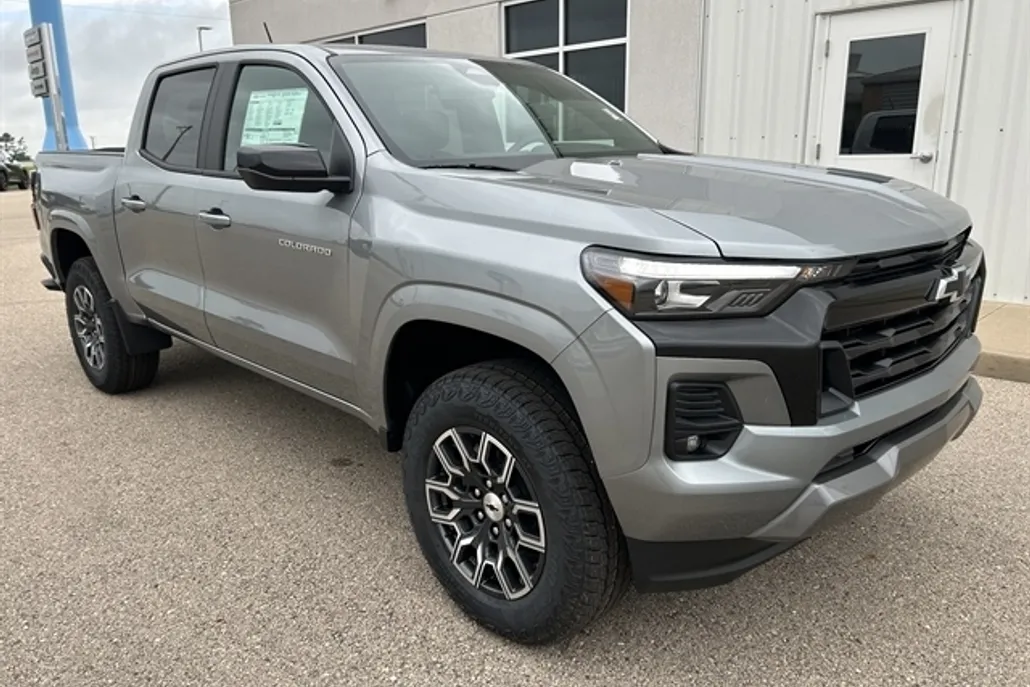 2026 Chevrolet Colorado Z71 photo 1
