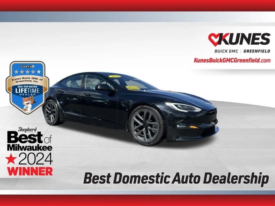 2022 Tesla Model S Plaid photo 1