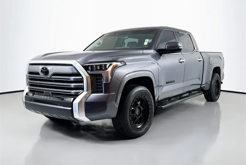 2024 Toyota Tundra Limited photo 1