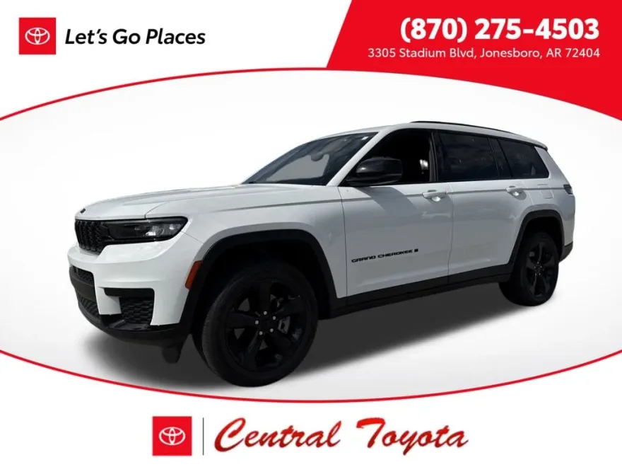 2023 Jeep Grand Cherokee Laredo photo 1