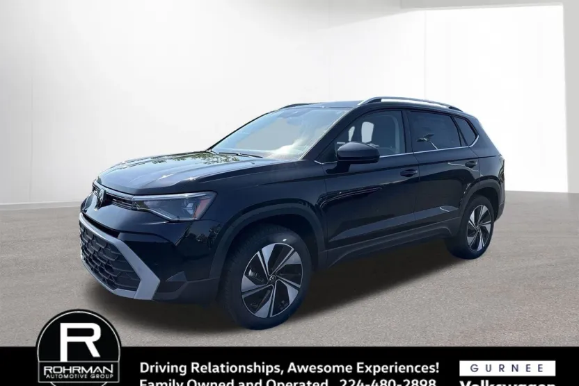 2025 Volkswagen Taos SE photo 1