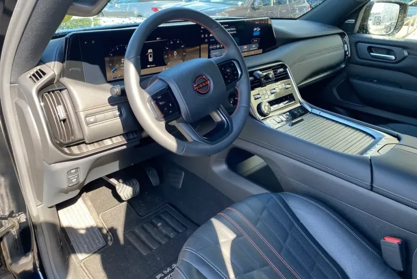 2025 Nissan Armada photo 1