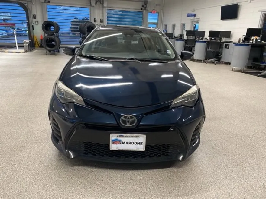 2018 Toyota Corolla L photo 1